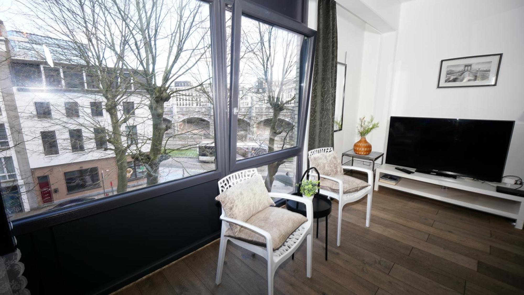 Brial Apartment 2 Bedrooms, Antwerpen Exteriör bild