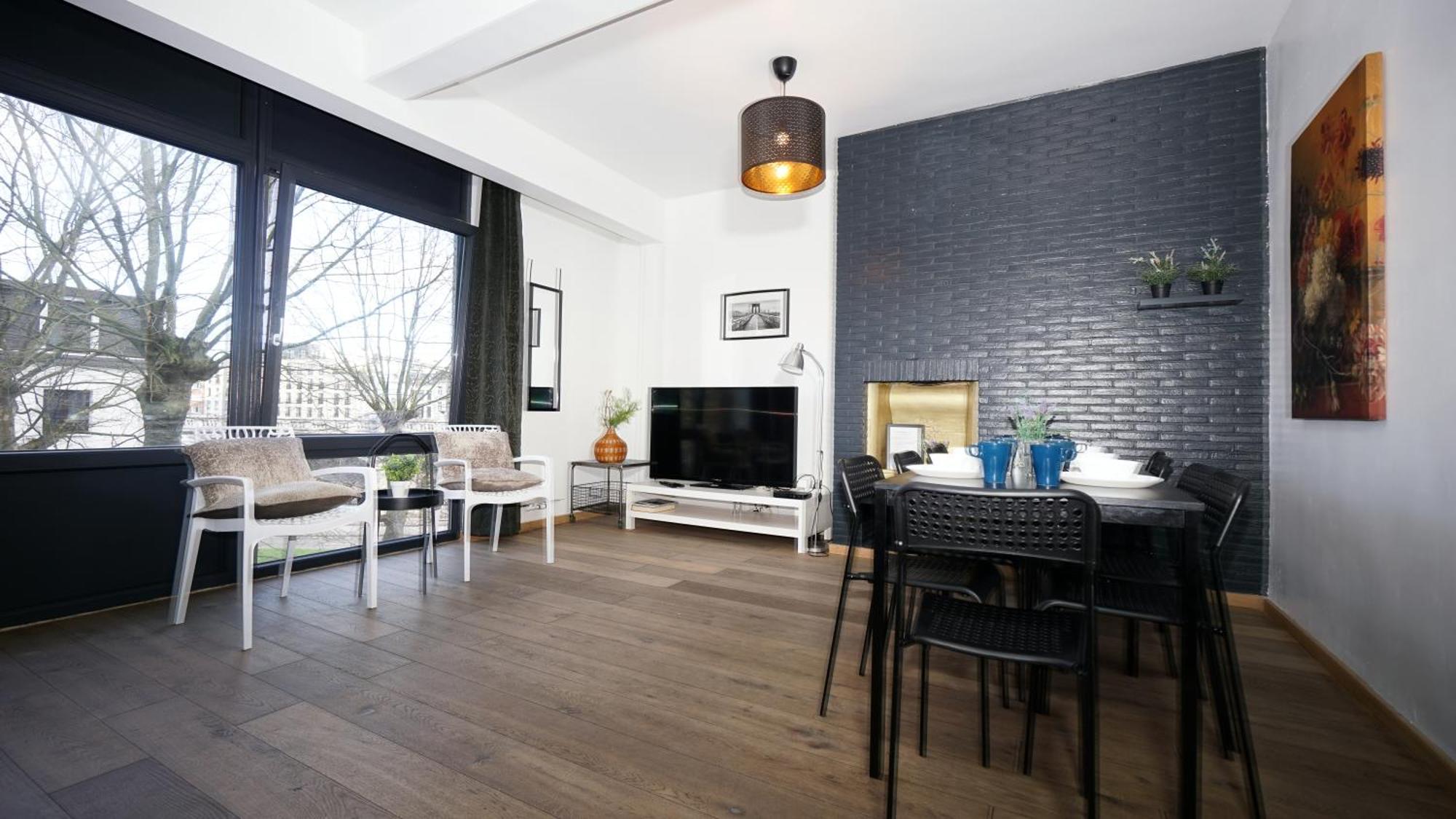 Brial Apartment 2 Bedrooms, Antwerpen Exteriör bild