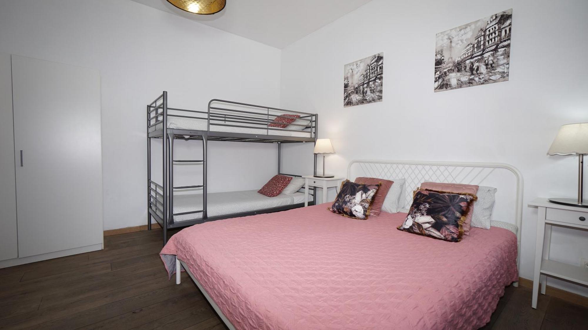 Brial Apartment 2 Bedrooms, Antwerpen Exteriör bild