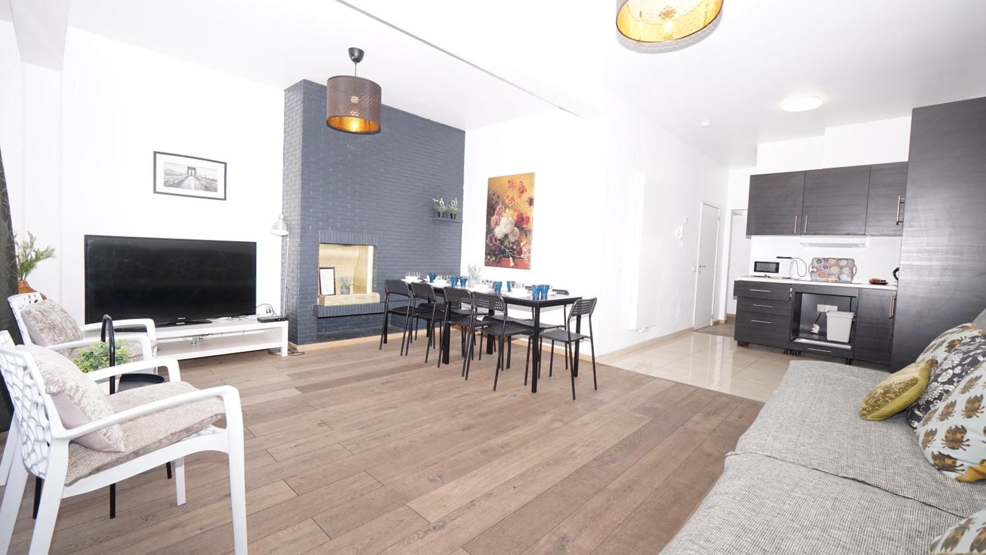 Brial Apartment 2 Bedrooms, Antwerpen Exteriör bild