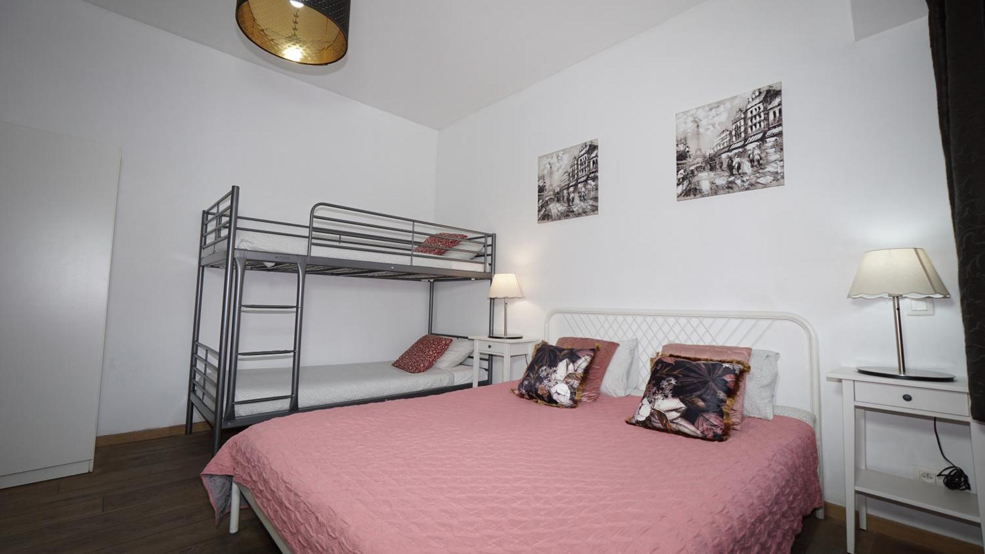 Brial Apartment 2 Bedrooms, Antwerpen Exteriör bild