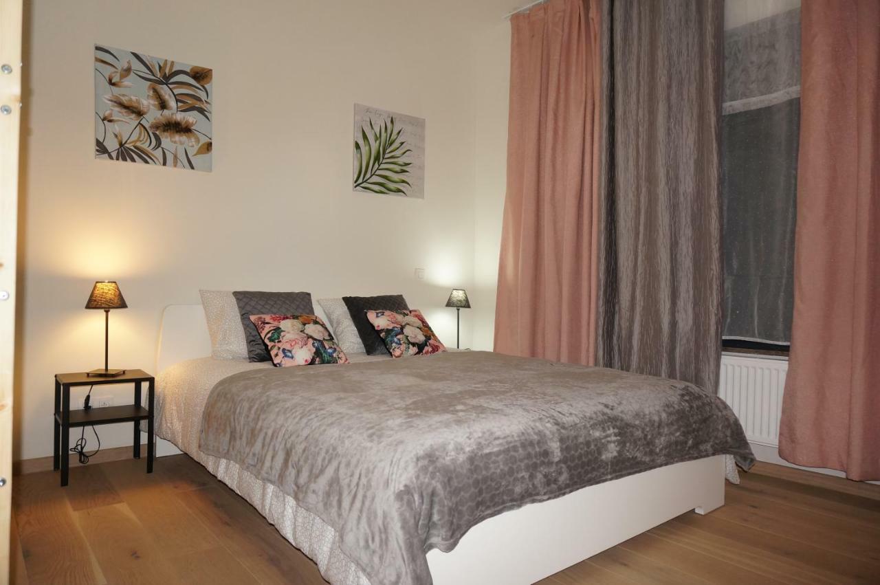 Brial Apartment 2 Bedrooms, Antwerpen Exteriör bild