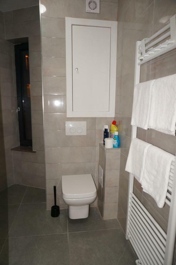 Brial Apartment 2 Bedrooms, Antwerpen Exteriör bild