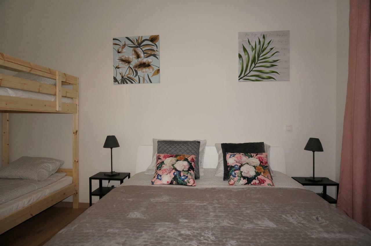 Brial Apartment 2 Bedrooms, Antwerpen Exteriör bild