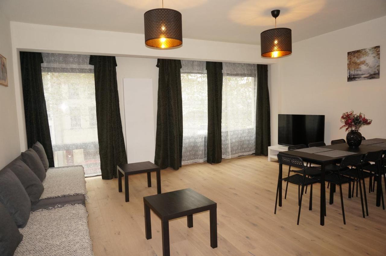 Brial Apartment 2 Bedrooms, Antwerpen Exteriör bild