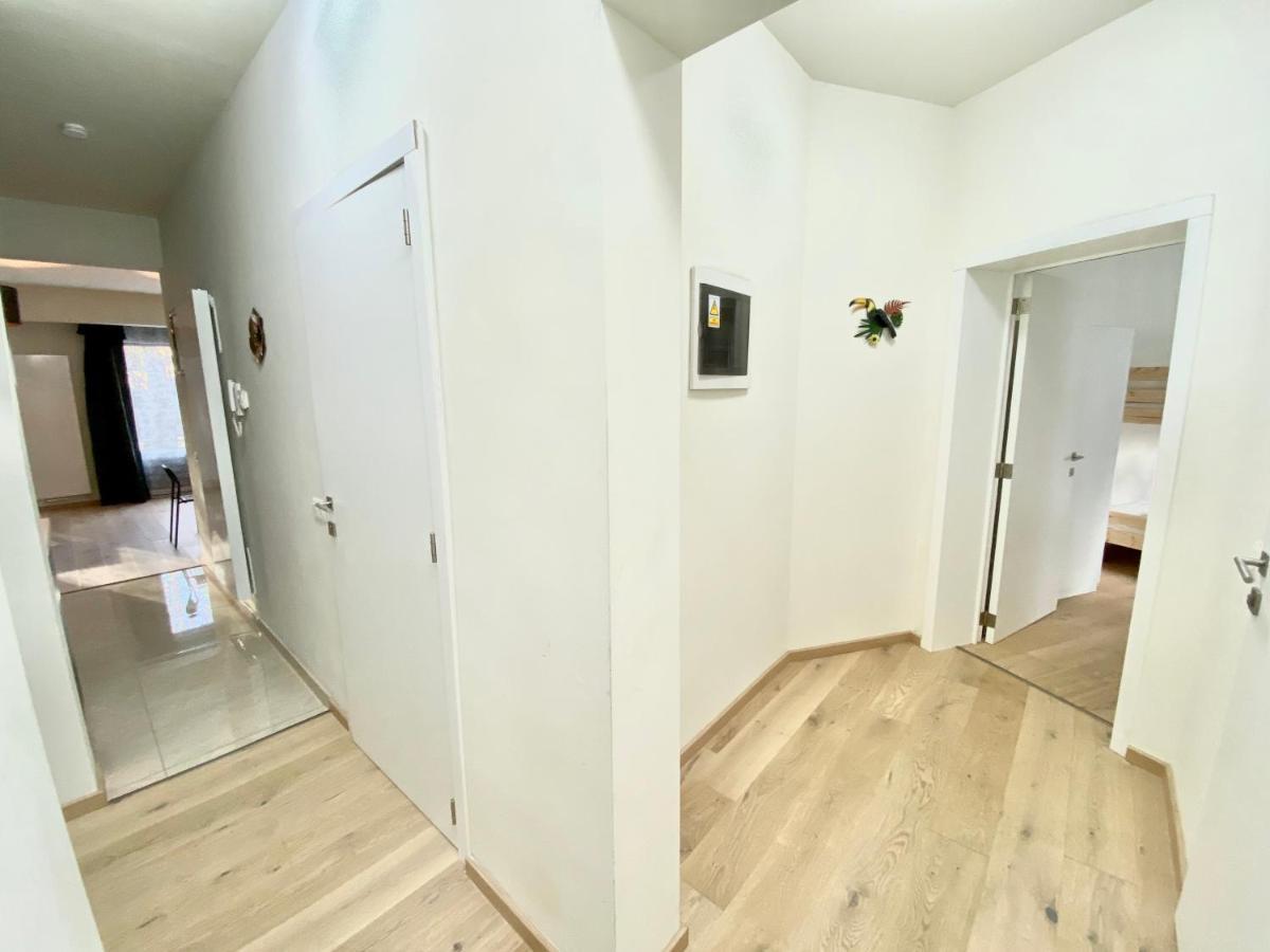 Brial Apartment 2 Bedrooms, Antwerpen Exteriör bild