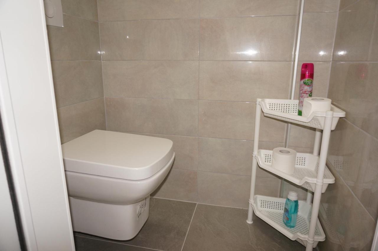 Brial Apartment 2 Bedrooms, Antwerpen Exteriör bild